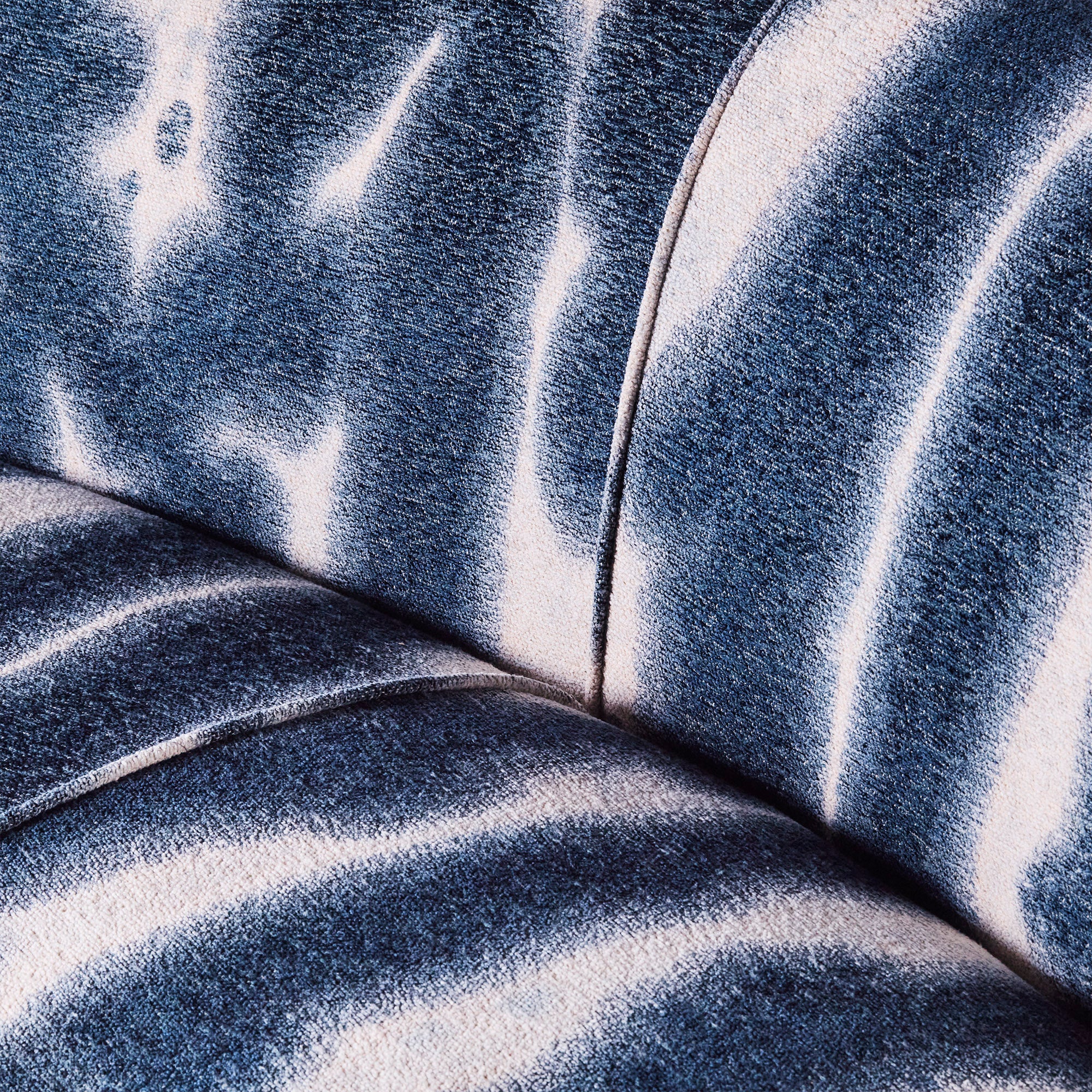 Paris Sofa Xenia