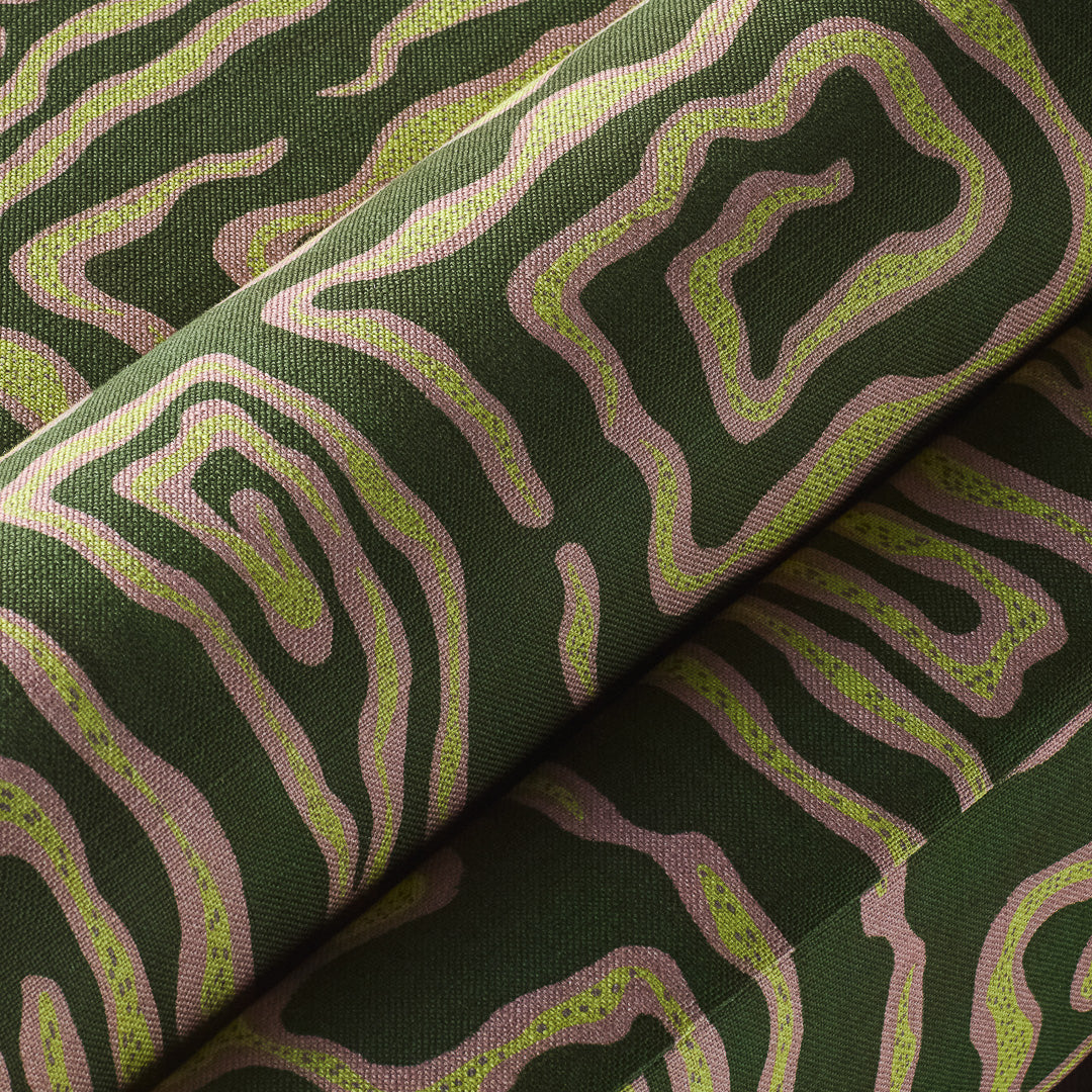 V Daybed Beaten Track Green