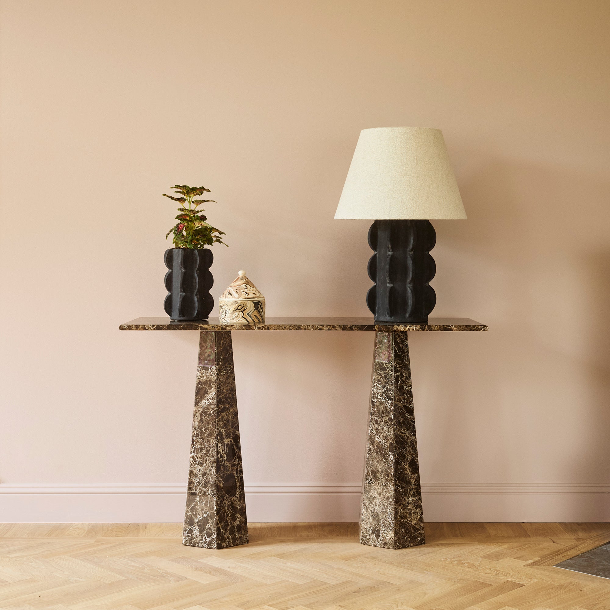 Arcissimo Vase Black Small
